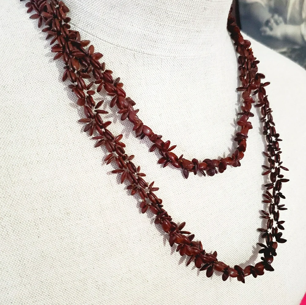 Retro Beach Hawaiian Luau 60s 70s Apple Seed Necklace 48